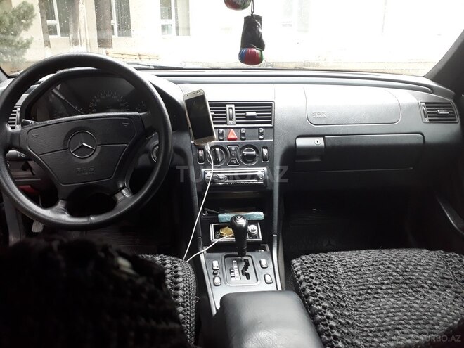 Mercedes C 220 1996, 280,000 km - 2.2 l - Sumqayıt