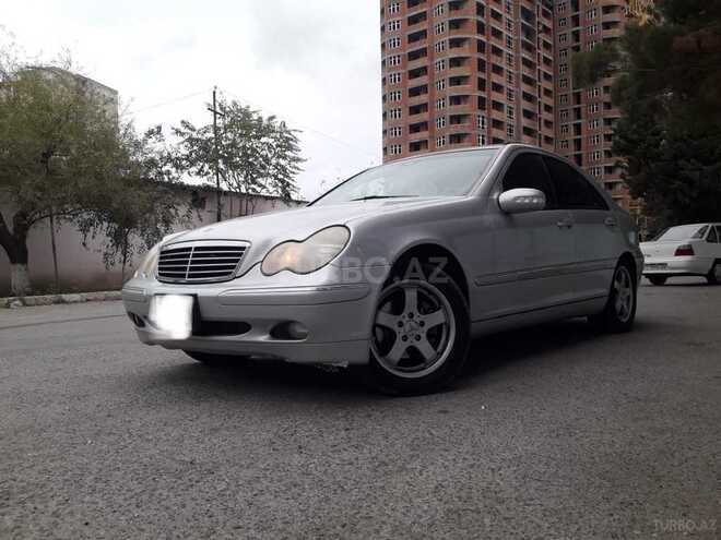 Mercedes C 200 2000, 239,000 km - 2.0 l - Bakı