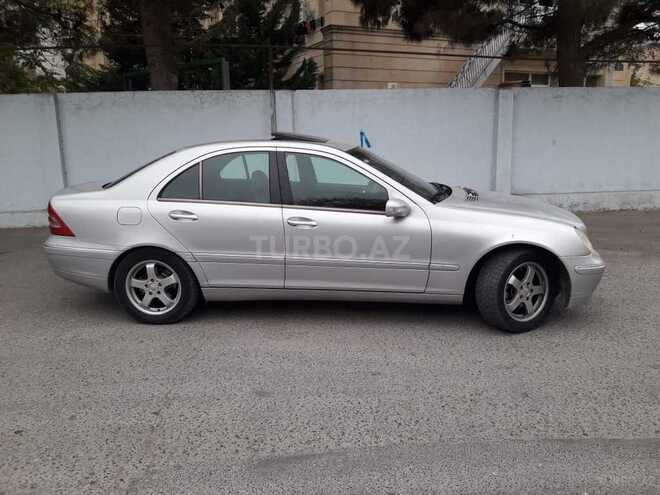 Mercedes C 200 2000, 239,000 km - 2.0 l - Bakı