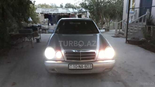 Mercedes E 320 1997, 378,666 km - 3.2 l - Bakı