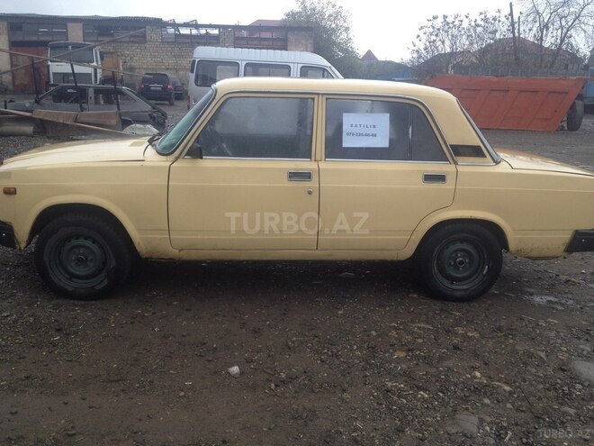 LADA (VAZ) 2107 1982, 123,456 km - 1.5 l - Quba
