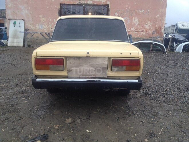 LADA (VAZ) 2107 1982, 123,456 km - 1.5 l - Quba