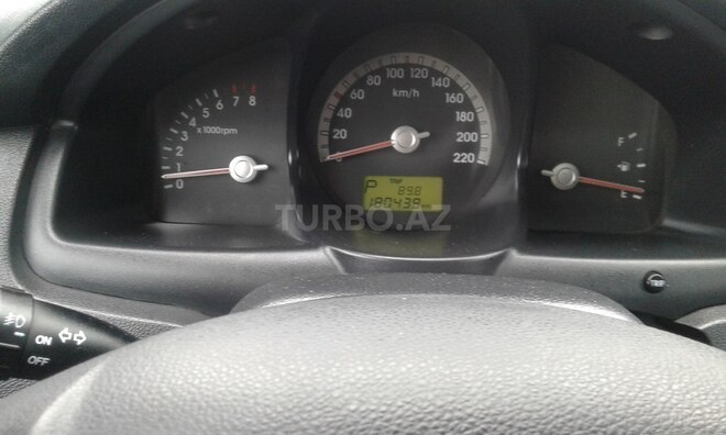 Kia Sportage 2008, 180,000 km - 2.0 l - Bakı