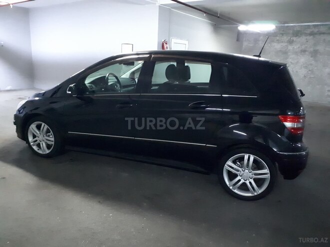 Mercedes B 170 2009, 61,000 km - 1.7 l - Bakı