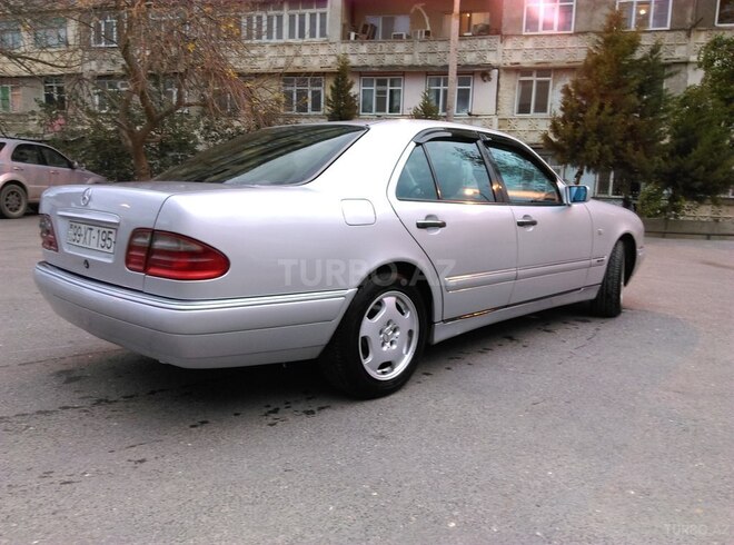 Mercedes E 220 1999, 380,000 km - 2.2 l - Bakı