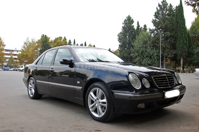 Mercedes E 200 2001, 136,000 km - 2.0 л - Mingəçevir