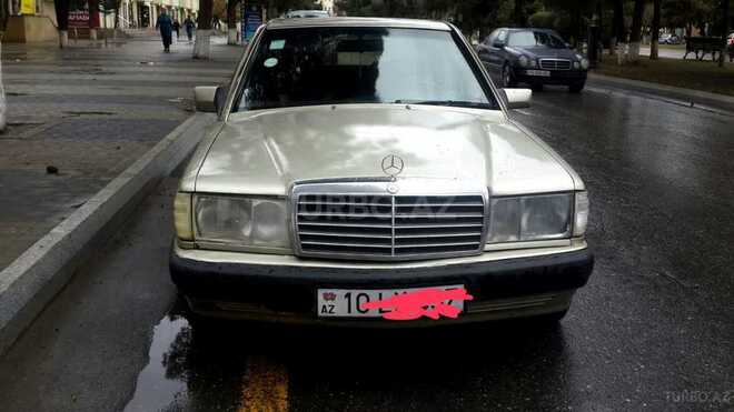 Mercedes E 270 1990, 265,000 km - 2.0 л - Xırdalan