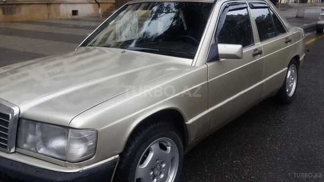 Mercedes E 270 1990, 265,000 km - 2.0 л - Xırdalan
