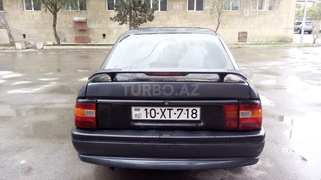 Opel Vectra 1995, 401,000 km - 1.5 l - Bakı