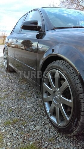 Audi A4 2003, 284,443 km - 1.8 l - Gəncə