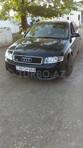 Audi A4 2003, 284,443 km - 1.8 l - Gəncə