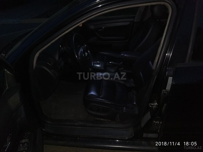 Audi A4 2003, 284,443 km - 1.8 l - Gəncə