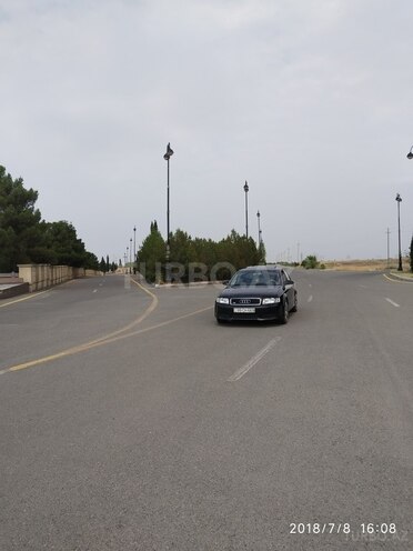 Audi A4 2003, 284,443 km - 1.8 l - Gəncə