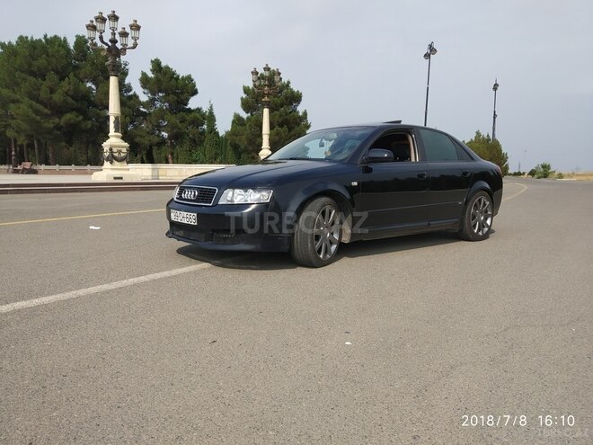Audi A4 2003, 284,443 km - 1.8 l - Gəncə
