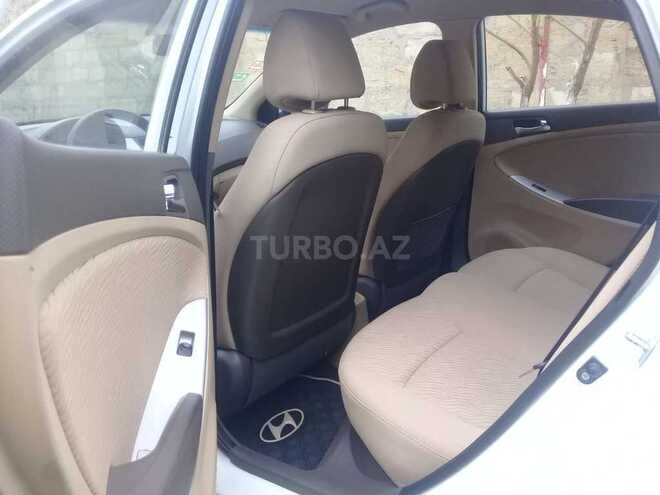 Hyundai Accent 2011, 135,000 km - 1.6 l - Bakı