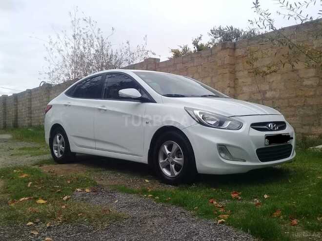 Hyundai Accent 2011, 135,000 km - 1.6 l - Bakı