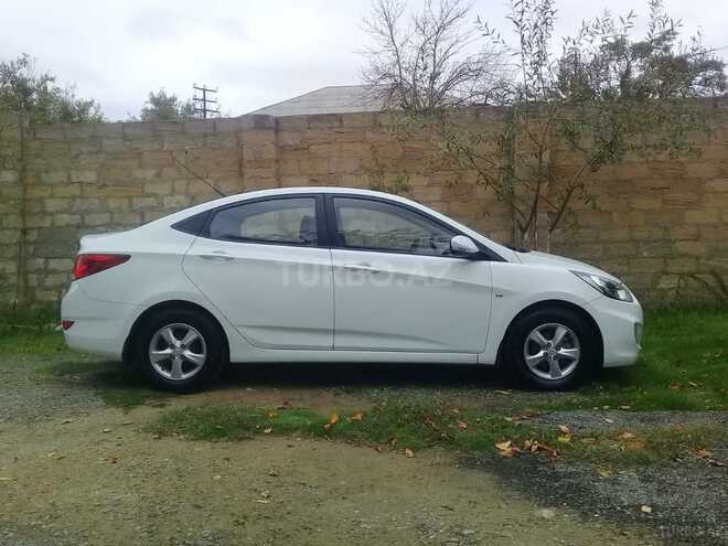 Hyundai Accent 2011, 135,000 km - 1.6 l - Bakı