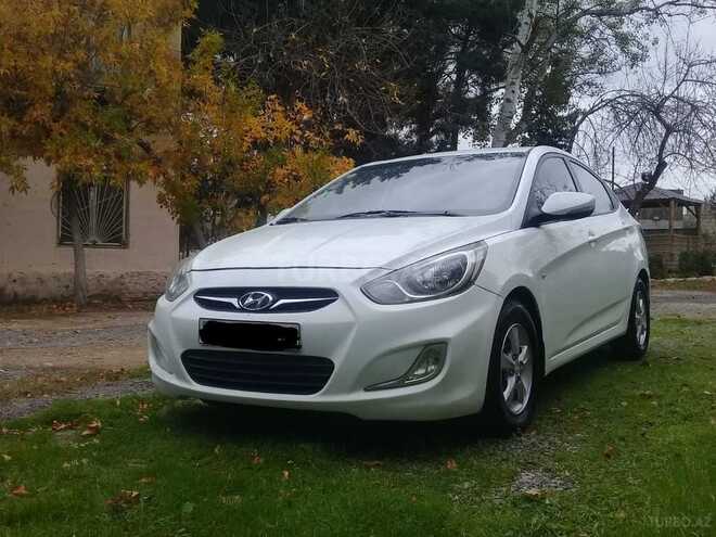 Hyundai Accent 2011, 135,000 km - 1.6 l - Bakı