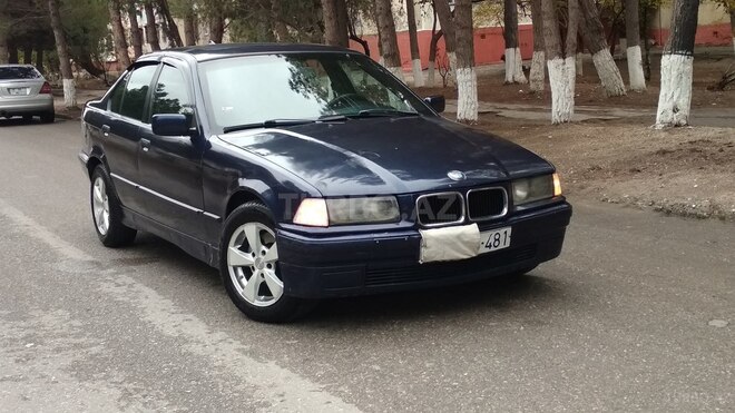 BMW 316 1993, 356,000 km - 1.6 l - Sumqayıt