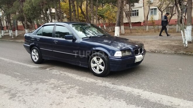 BMW 316 1993, 356,000 km - 1.6 l - Sumqayıt
