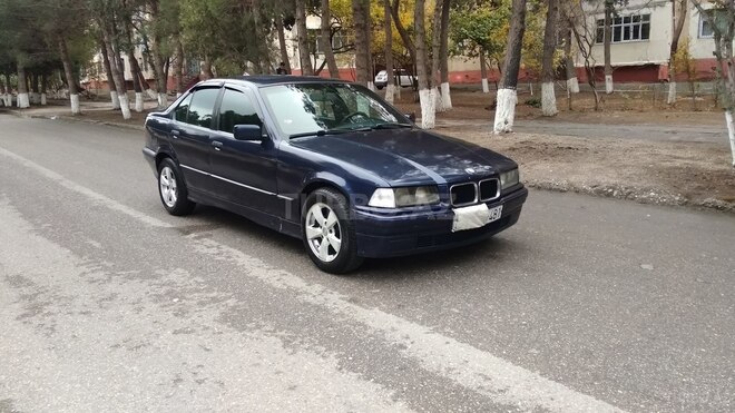 BMW 316 1993, 356,000 km - 1.6 l - Sumqayıt