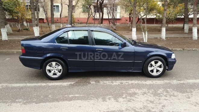 BMW 316 1993, 356,000 km - 1.6 l - Sumqayıt