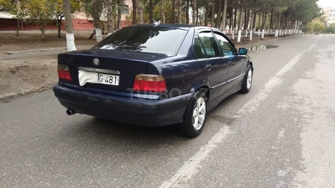 BMW 316 1993, 356,000 km - 1.6 l - Sumqayıt