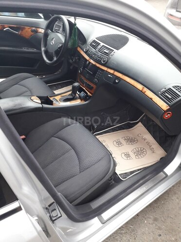 Mercedes E 240 2002, 270,000 km - 2.4 л - Gəncə