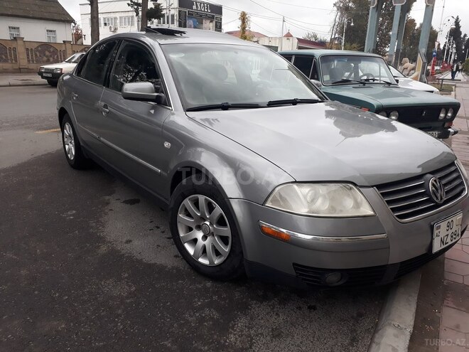 Volkswagen Passat 2003, 167,000 km - 1.8 l - Xaçmaz