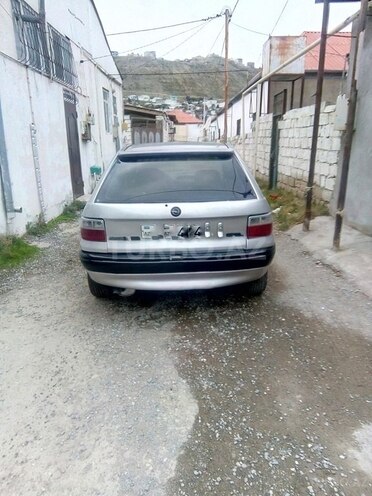 Opel Astra 1993, 399,000 km - 1.8 л - Bakı