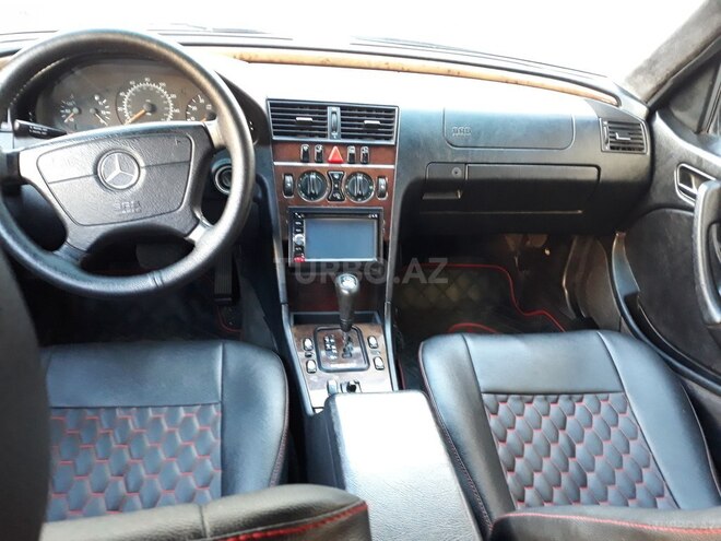 Mercedes C 230 1999, 176,000 km - 2.3 l - Bakı