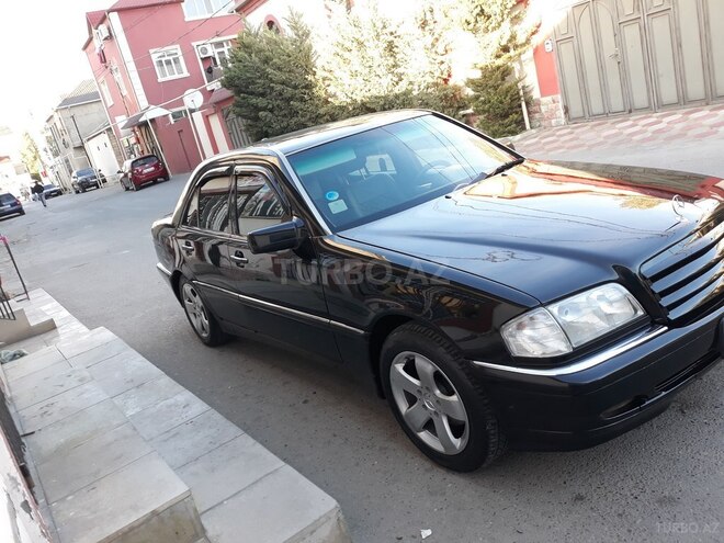 Mercedes C 230 1999, 176,000 km - 2.3 l - Bakı