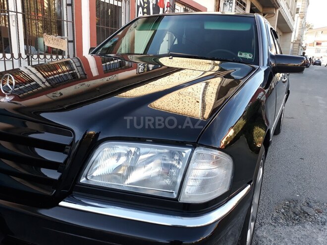 Mercedes C 230 1999, 176,000 km - 2.3 l - Bakı