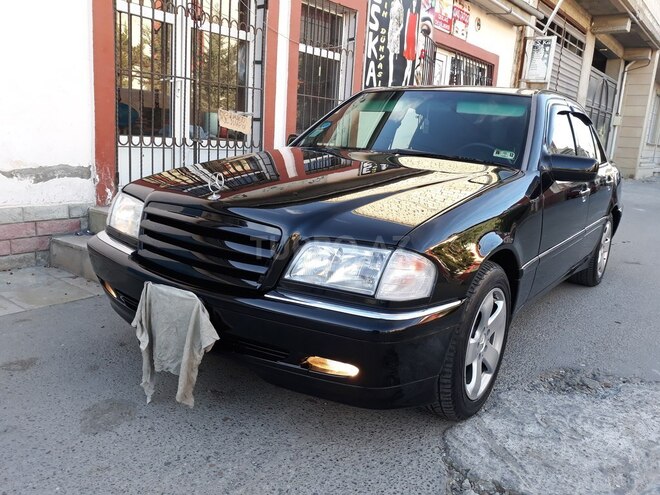 Mercedes C 230 1999, 176,000 km - 2.3 l - Bakı