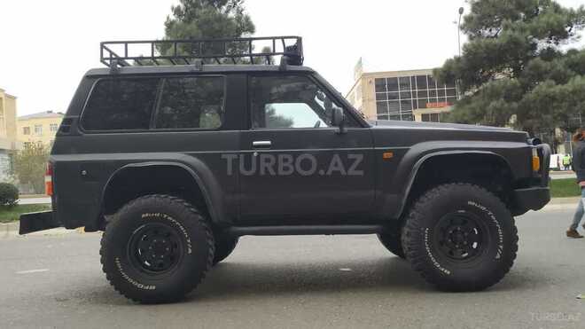 Nissan Patrol 1989, 189,721 km - 4.2 л - Sumqayıt