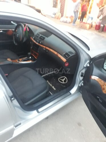 Mercedes E 240 2002, 260,000 km - 2.6 л - Gəncə