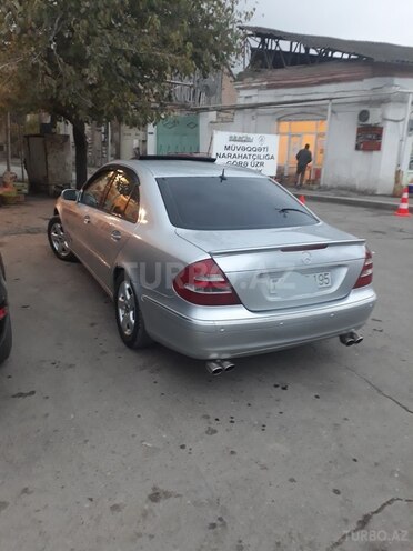 Mercedes E 240 2002, 260,000 km - 2.6 л - Gəncə