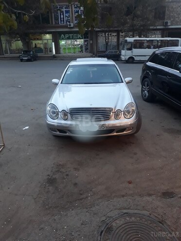 Mercedes E 240 2002, 260,000 km - 2.6 л - Gəncə