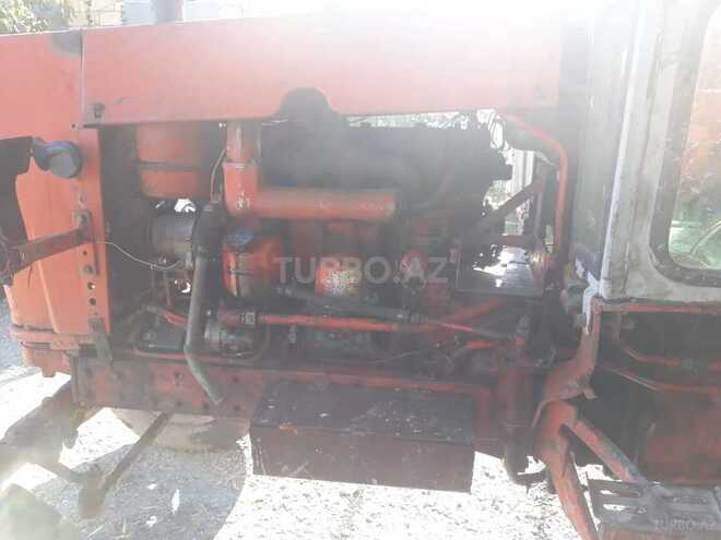Hyundai H-1 1992, 100,000 km - 0.7 l - Quba