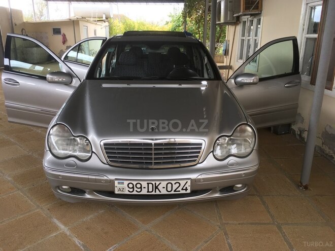 Mercedes C 240 2001, 143,408 km - 2.6 l - Şirvan