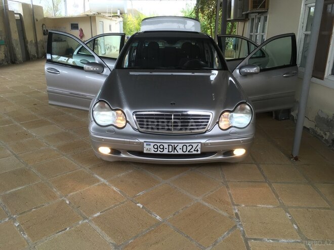Mercedes C 240 2001, 143,408 km - 2.6 l - Şirvan