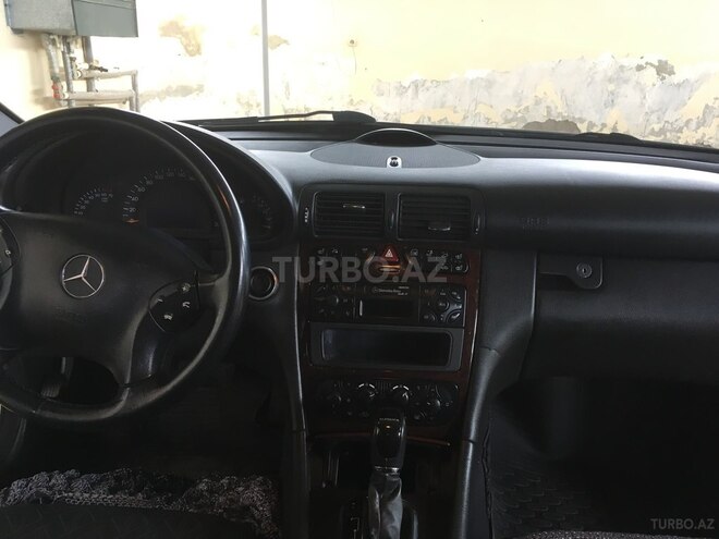 Mercedes C 240 2001, 143,408 km - 2.6 l - Şirvan