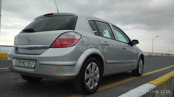 Opel Astra 2005, 300,020 km - 1.4 l - Şəki