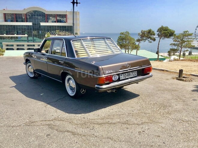 Mercedes 200 1975, 72,000 km - 2.0 l - Bakı