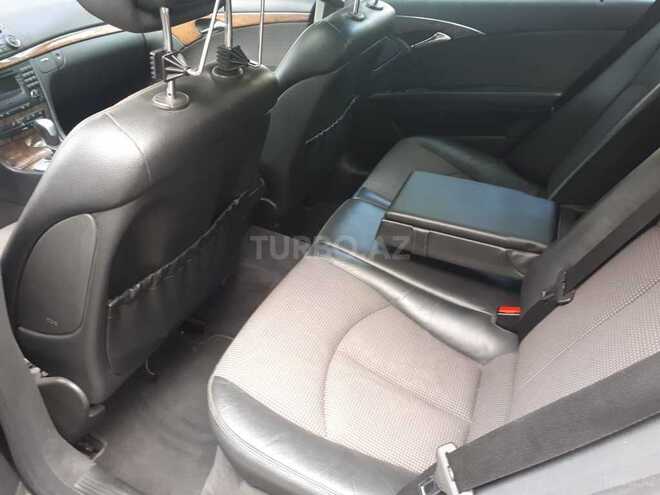 Mercedes E 220 2005, 168,000 km - 2.2 л - Bakı