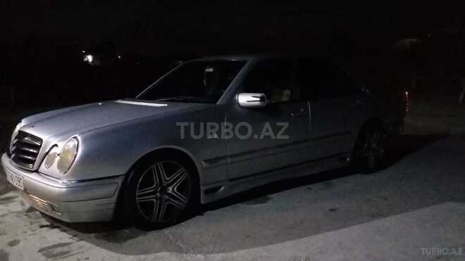 Mercedes E 300 1998, 235,960 km - 0.3 л - Bakı