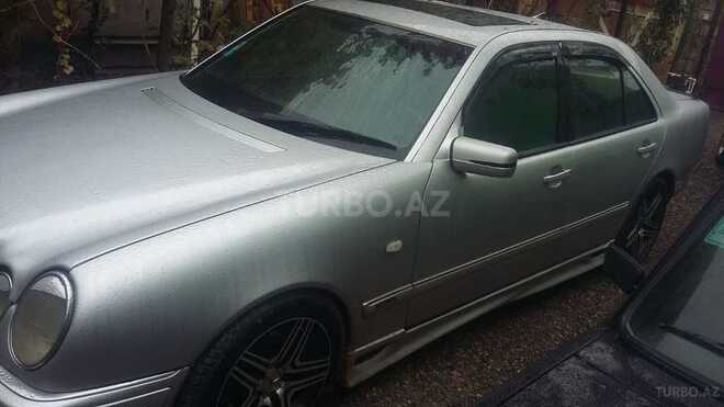 Mercedes E 300 1998, 235,960 km - 0.3 л - Bakı