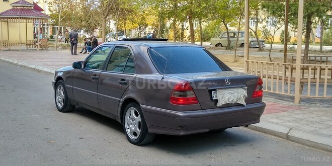 Mercedes C 180 1995, 374,587 km - 1.8 л - Şirvan