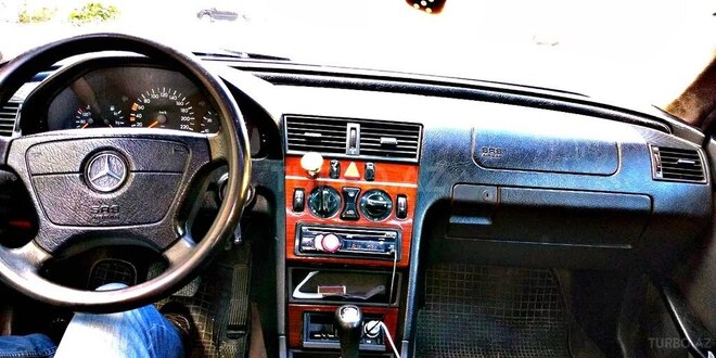 Mercedes C 180 1995, 385,656 km - 1.8 l - Şirvan