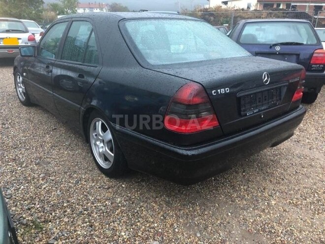 Mercedes C 180 1999, 301,000 km - 1.8 l - Yevlax